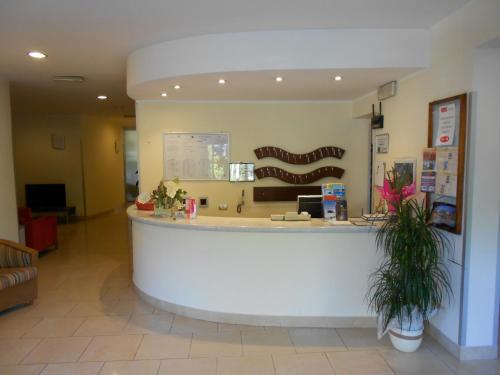 Hotel Tenda Rossa – Marina di Carrara, WI