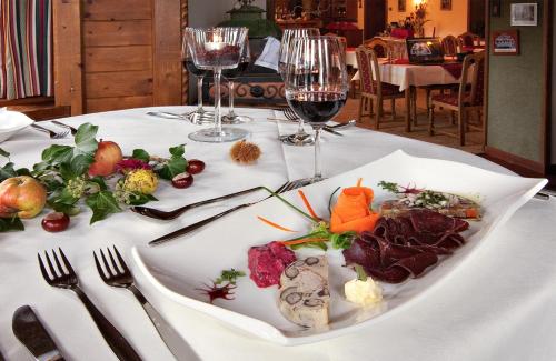 Ēdiens un dzērieni, Hotel Restaurant Stigenwirth in Krakaušatena