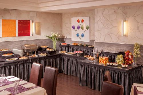 Hotel Ariston - image 11