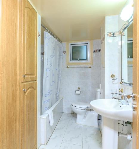 Two-Bedroom Apartment image 10