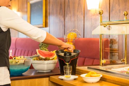 อาหารและเครื่องดื่ม, Hotel Starke in ไบรลอน