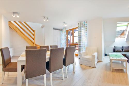 Three-Bedroom Apartment image 3