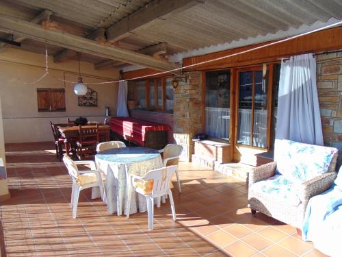 Erkély/terasz, Peyre in Alas