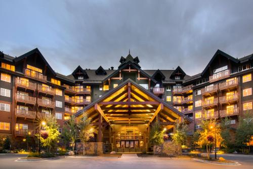 Entré, One Ski Hill, A RockResort in Breckenridge (CO)