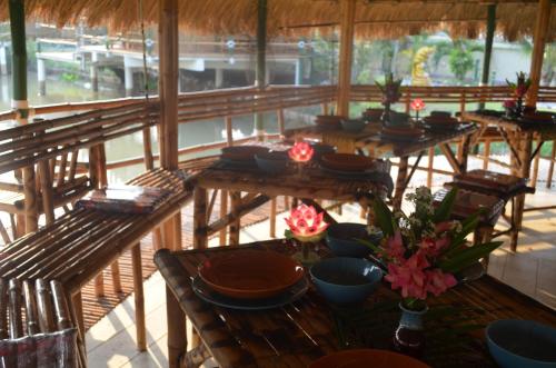 Restaurant, Hotel The Orchid Resort & Relax in Mahasarakham