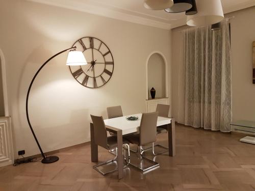 GIURIA 35 - Elegante ed accogliente nei pressi del Valentino, Turín (foto 9)