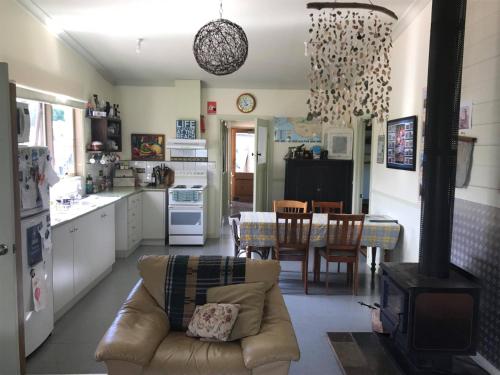 ทัศนียภาพภายนอกโรงแรม, Port Campbell Guesthouse & Flash Packers in เกรทโอเชียนโร้ด พอร์ต แคมป์เบล