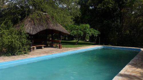 Peldbaseins, Shankara Rest Camp in Ndiyona