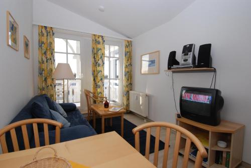 Seepark Sellin - Apt. 449 - image 5