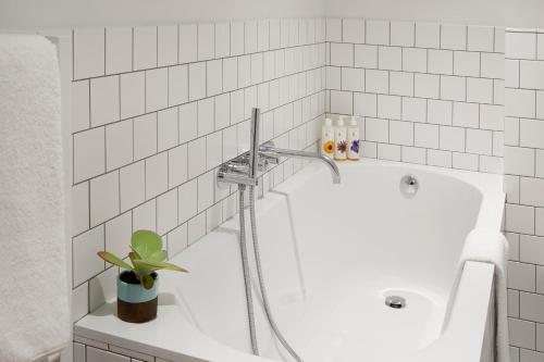 Compasses Inn in Swallowcliffe