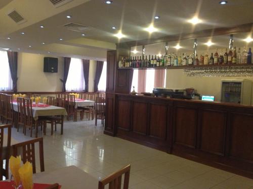 Hotel Iris - main image