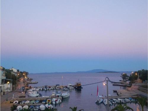  One-Bedroom Apartment in Lun in Lun