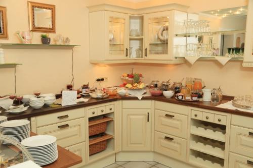 PIEPers Landidyll Hotel - image 11