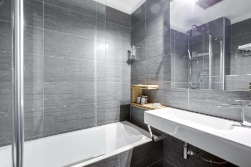 Hotel Opera Maintenon - image 11