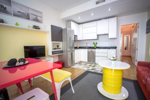 One-Bedroom Apartment image 10