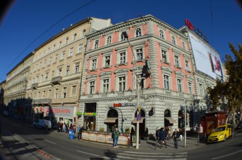  The Point Guesthouse 2 in Budapest