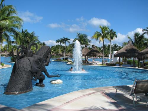 Suites at Mayan Palace Vidanta Resort Riviera Maya - 수영장