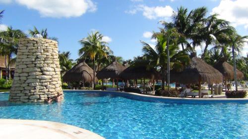 Suites at Mayan Palace Vidanta Resort Riviera Maya - 수영장
