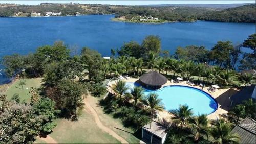 Pontal do Lago Flat – khách sạn tại Parque Termas de Caldas