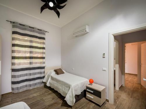 Fabulous Holiday Home in Castellammare del Golfo near Beach - image 2