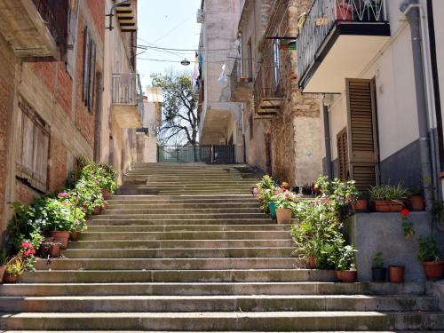 Fabulous Holiday Home in Castellammare del Golfo near Beach - image 3