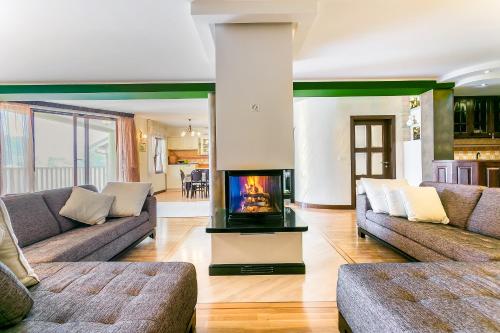 

DiMax Penthouse Impera