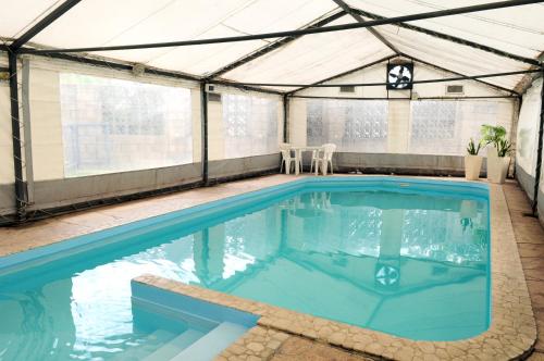 Basen, Hotel Temu in Villa Carlos Paz