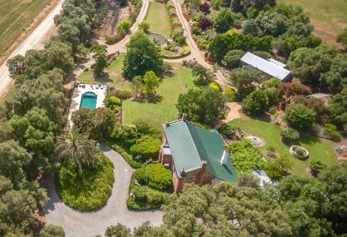 The Garden Cottage at The Olives in Yankalilla
