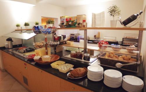 Hotel Nederland - image 6