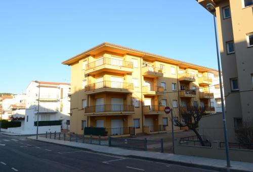 Arcadia In L Estartit Spain Reviews Prices Planet Of Hotels