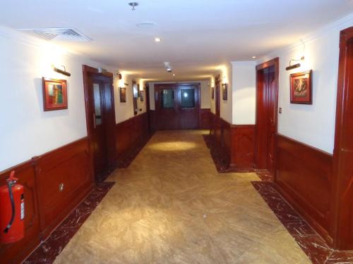 Facilities, Bahrain Carlton Hotel in Manama