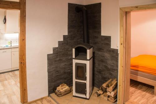 Apartment with chimney image 9