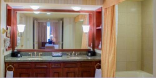 Harrah's Kansas City Hotel & Casino - A Caesars Rewards Destination, Kansas City (photo 10)