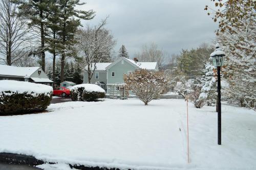 Maple Terrace Motel