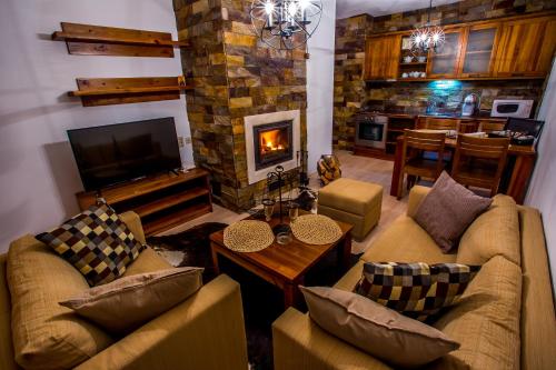 2 bedrooms, 4 beds