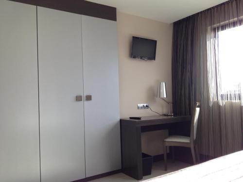 Hotel Adelma - image 5