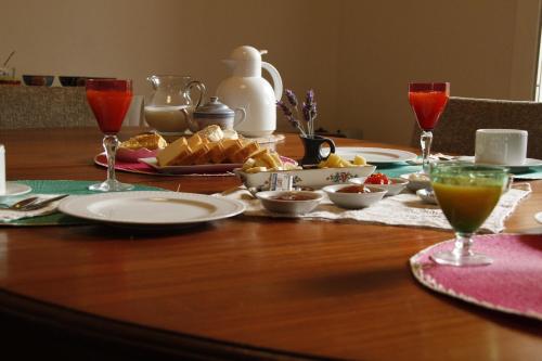 Ēdiens un dzērieni, Evergreen in La Cumbre