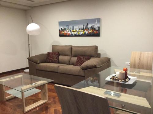 Apartamentos Azafranal-PARKING GRATIS-