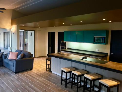 Balcony/terrace, Amazing ocean view Villa vista Chocoyas in Potrero