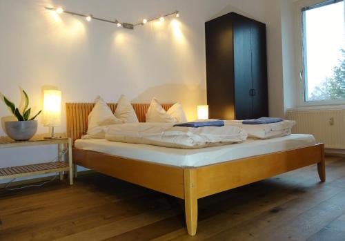  Lovely, central apartment with balcony, Pension in Innsbruck