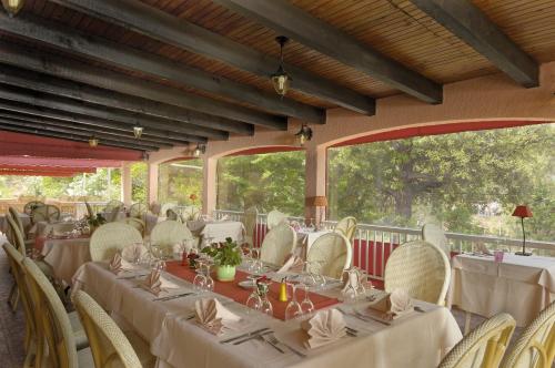 Étterem, Hotel Stella Marina in Serriera