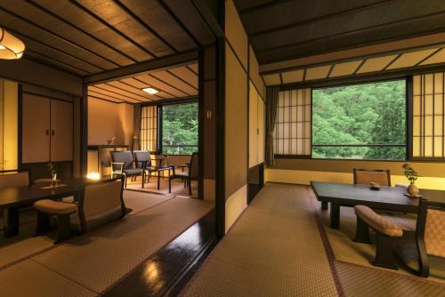 Japanese-Style Deluxe Room
