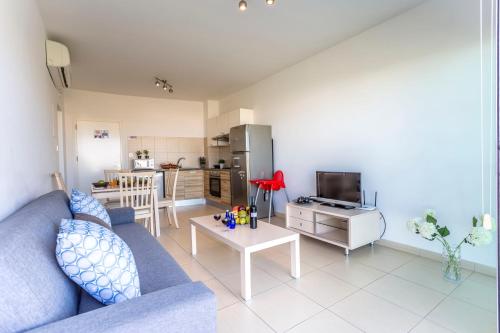 Apartment with Balcony image 7