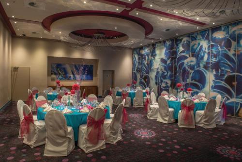 Peermont Metcourt at Rio Klerksdorp