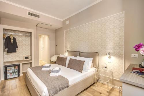 The Spanish Suite Via di Ripetta - image 13