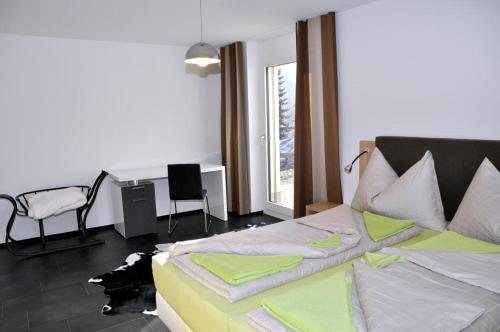 La Perla A1 - image 3