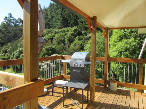 Iekārtas, Snowberry Cottage at Lochsloy Farm Little River in Little River