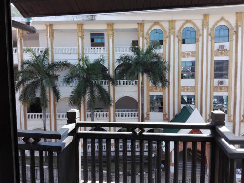 Superior King Room with balcony-Front site image 10