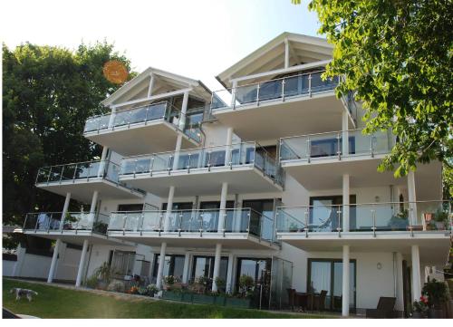 Villa Friede_Marie_ App_ Hannah - image 2
