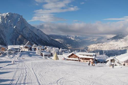 Gruppenhaus im Walliser Alpstyle